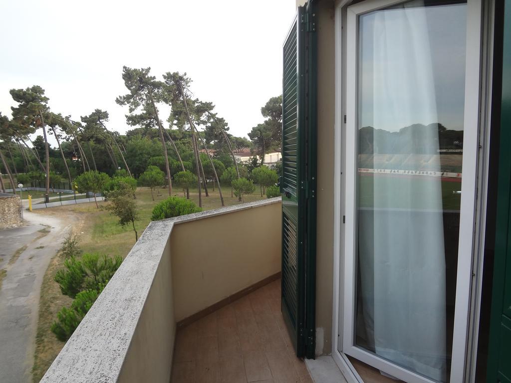 La Pineta Apartment Viareggio Exterior foto